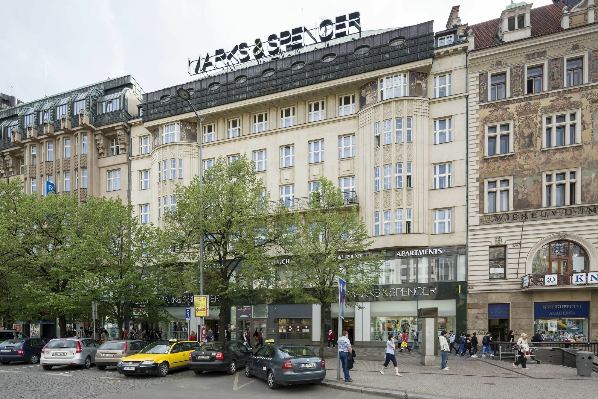Capital Apartments Прага Экстерьер фото