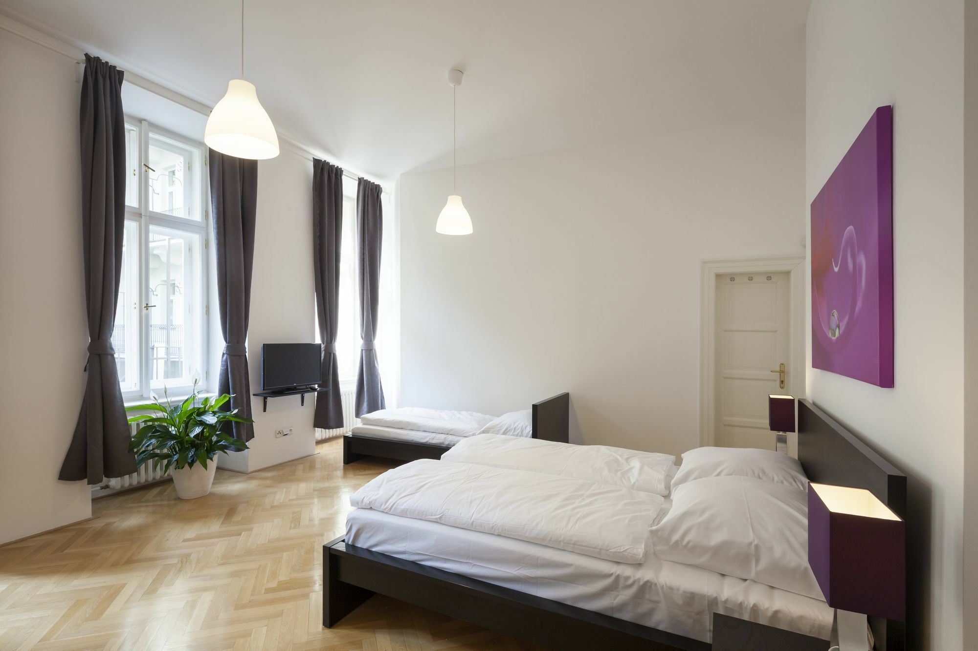 Capital Apartments Прага Экстерьер фото